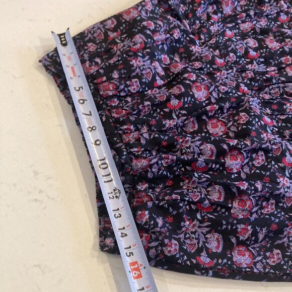 Xirena Iris Skirt Cotton Silk Lightweight Purple Floral Pockets Size Medium - Picture 9 of 10